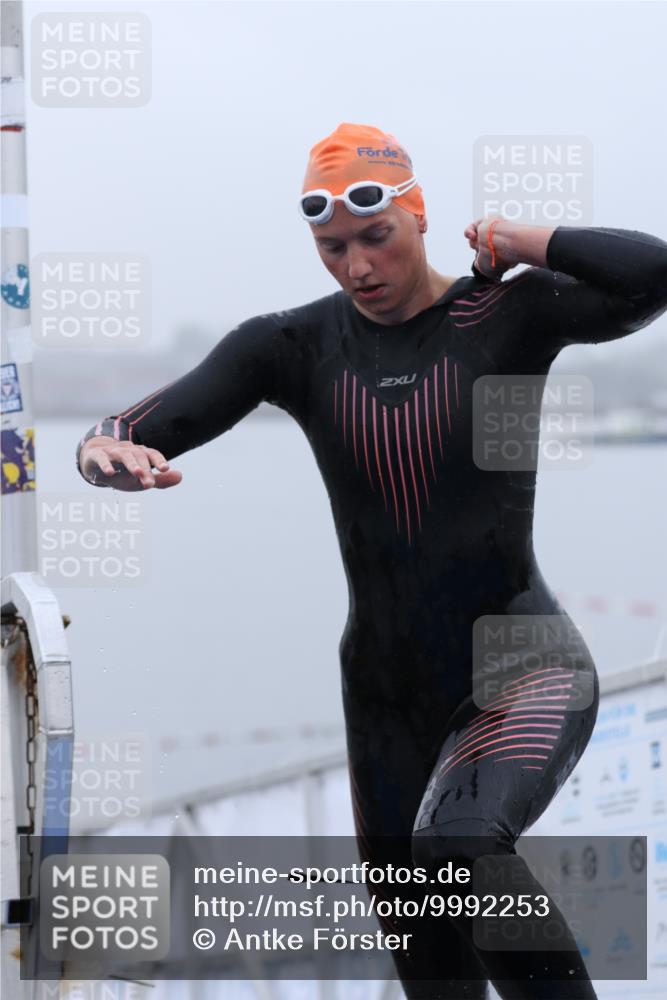 16.08.2026 - KN Förde Triathlon 2026 Antke Förster http://msf.ph/oto/9992253 16.08.2026 09:06:48 Schwimmen 101, 101 meine-sportfotos.de