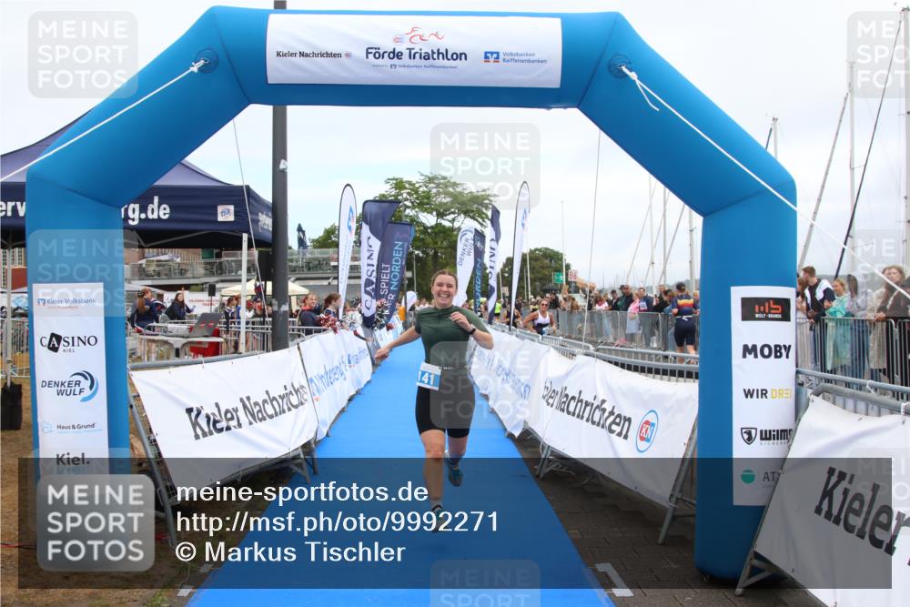 16.08.2026 - KN Förde Triathlon 2026 Markus Tischler http://msf.ph/oto/9992271 16.08.2026 10:31:49 Ziel 141, 141 meine-sportfotos.de
