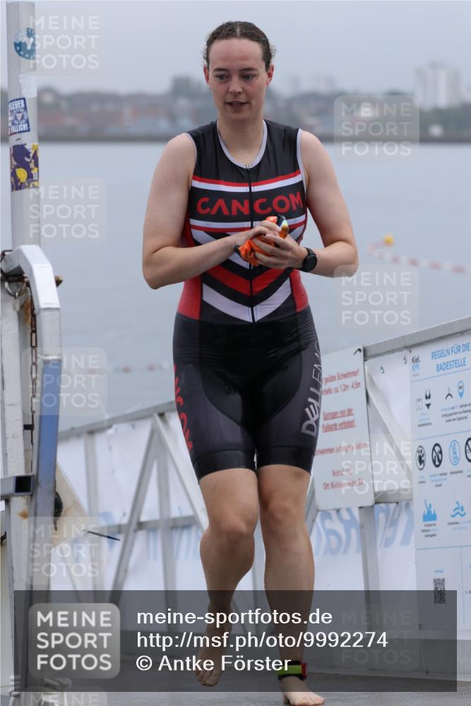 16.08.2026 - KN Förde Triathlon 2026 Antke Förster http://msf.ph/oto/9992274 16.08.2026 09:09:07 Schwimmen 109 meine-sportfotos.de