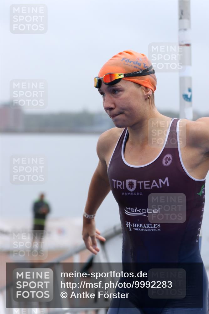 16.08.2026 - KN Förde Triathlon 2026 Antke Förster http://msf.ph/oto/9992283 16.08.2026 09:09:41 Schwimmen 106, 116 meine-sportfotos.de