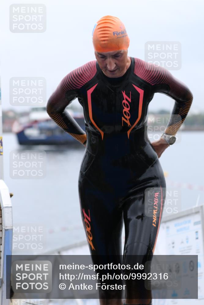 16.08.2026 - KN Förde Triathlon 2026 Antke Förster http://msf.ph/oto/9992316 16.08.2026 09:11:02 Schwimmen 110, 115, 119, 1, 112, 113, 117, 118, 122, 140 meine-sportfotos.de