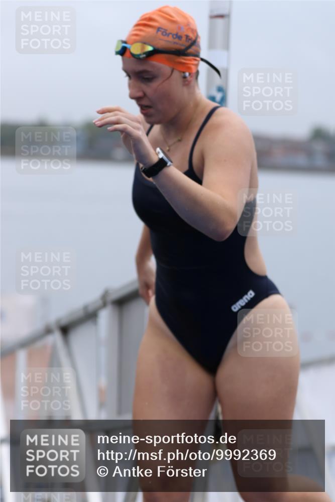 16.08.2026 - KN Förde Triathlon 2026 Antke Förster http://msf.ph/oto/9992369 16.08.2026 09:12:10 Schwimmen 141, 146, 127, 141 meine-sportfotos.de