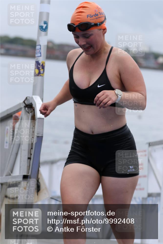 16.08.2026 - KN Förde Triathlon 2026 Antke Förster http://msf.ph/oto/9992408 16.08.2026 09:13:33 Schwimmen 108, 124, 131, 123, 124, 148, 185 meine-sportfotos.de
