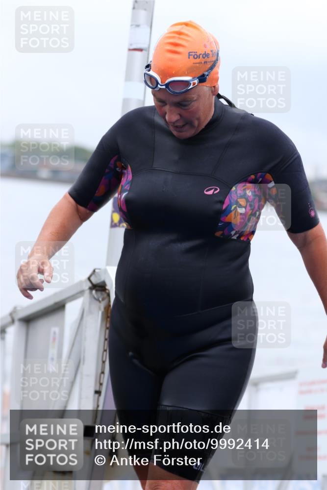 16.08.2026 - KN Förde Triathlon 2026 Antke Förster http://msf.ph/oto/9992414 16.08.2026 09:13:37 Schwimmen 108, 124, 131, 120, 123, 148, 185 meine-sportfotos.de