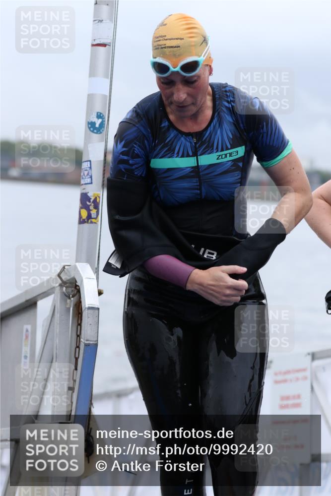 16.08.2026 - KN Förde Triathlon 2026 Antke Förster http://msf.ph/oto/9992420 16.08.2026 09:13:43 Schwimmen 108, 123, 124, 131, 148, 120, 123, 148, 185 meine-sportfotos.de