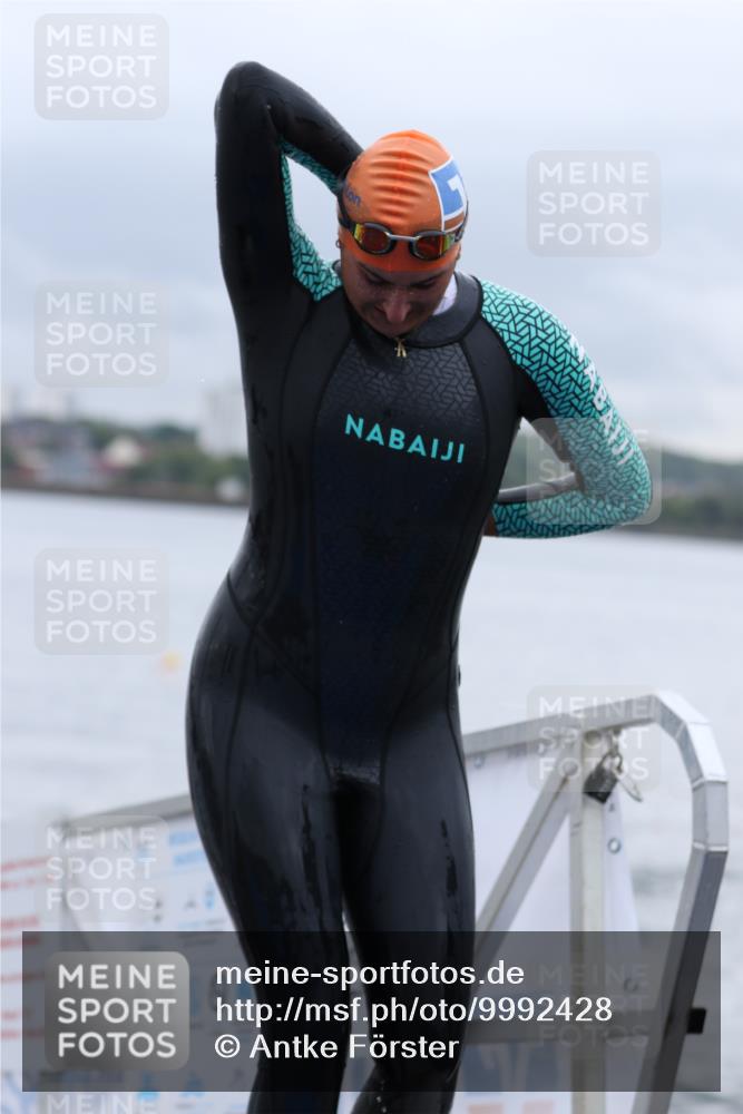 16.08.2026 - KN Förde Triathlon 2026 Antke Förster http://msf.ph/oto/9992428 16.08.2026 09:13:55 Schwimmen 108, 123, 124, 148, 185, 120, 154 meine-sportfotos.de