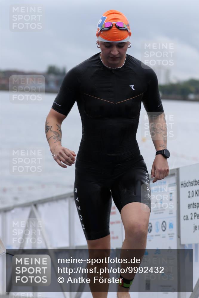 16.08.2026 - KN Förde Triathlon 2026 Antke Förster http://msf.ph/oto/9992432 16.08.2026 09:13:58 Schwimmen 123, 124, 148, 185, 120, 154 meine-sportfotos.de