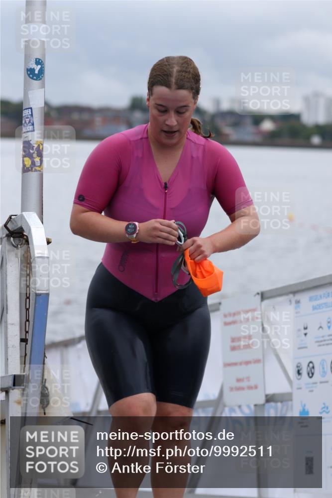 16.08.2026 - KN Förde Triathlon 2026 Antke Förster http://msf.ph/oto/9992511 16.08.2026 09:16:23 Schwimmen 168, 183, 152, 161, 165, 169, 175, 193 meine-sportfotos.de