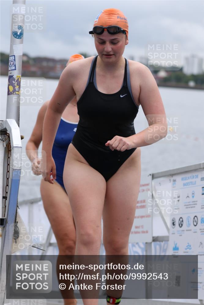 16.08.2026 - KN Förde Triathlon 2026 Antke Förster http://msf.ph/oto/9992543 16.08.2026 09:16:58 Schwimmen 152, 165, 169, 177, 138, 139, 166, 180, 186, 187 meine-sportfotos.de