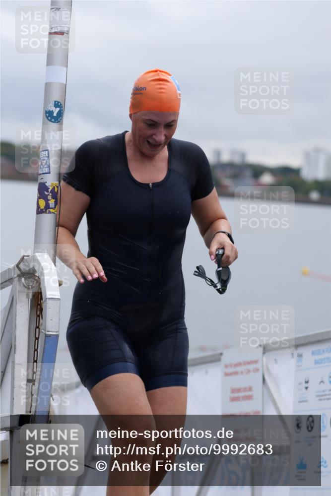 16.08.2026 - KN Förde Triathlon 2026 Antke Förster http://msf.ph/oto/9992683 16.08.2026 09:19:30 Schwimmen 181, 184, 195, 204, 211, 225, 181, 201 meine-sportfotos.de