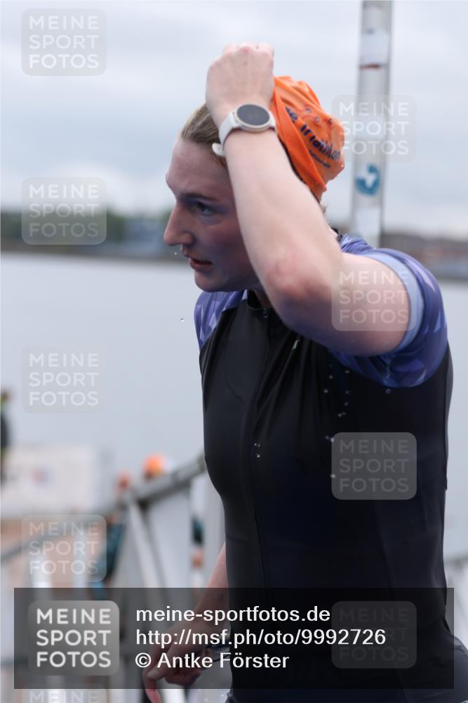 16.08.2026 - KN Förde Triathlon 2026 Antke Förster http://msf.ph/oto/9992726 16.08.2026 09:21:05 Schwimmen 137, 179, 230, 239, 167, 214, 230, 248 meine-sportfotos.de
