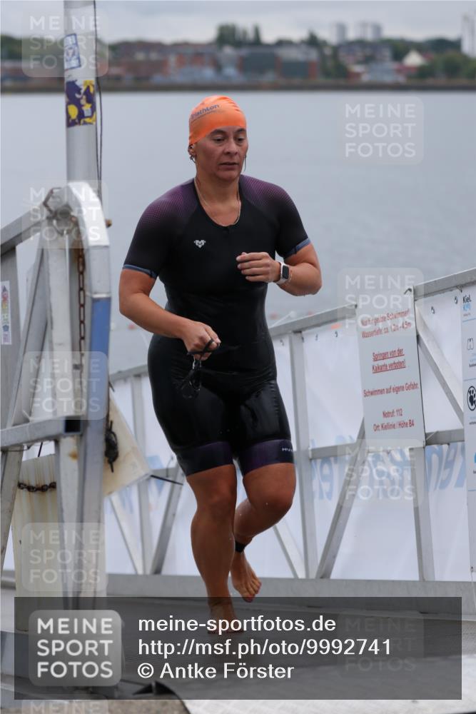 16.08.2026 - KN Förde Triathlon 2026 Antke Förster http://msf.ph/oto/9992741 16.08.2026 09:21:23 Schwimmen 137, 167, 214, 230, 248, 202, 213, 235 meine-sportfotos.de
