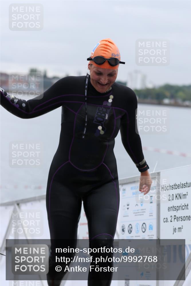 16.08.2026 - KN Förde Triathlon 2026 Antke Förster http://msf.ph/oto/9992768 16.08.2026 09:21:55 Schwimmen 188, 202, 213, 235, 215, 216, 217, 229, 232, 242 meine-sportfotos.de