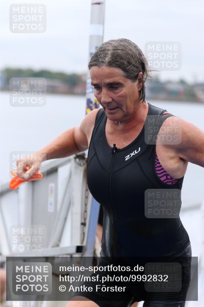 16.08.2026 - KN Förde Triathlon 2026 Antke Förster http://msf.ph/oto/9992832 16.08.2026 09:23:10 Schwimmen 223, 236, 258, 226, 236, 240 meine-sportfotos.de