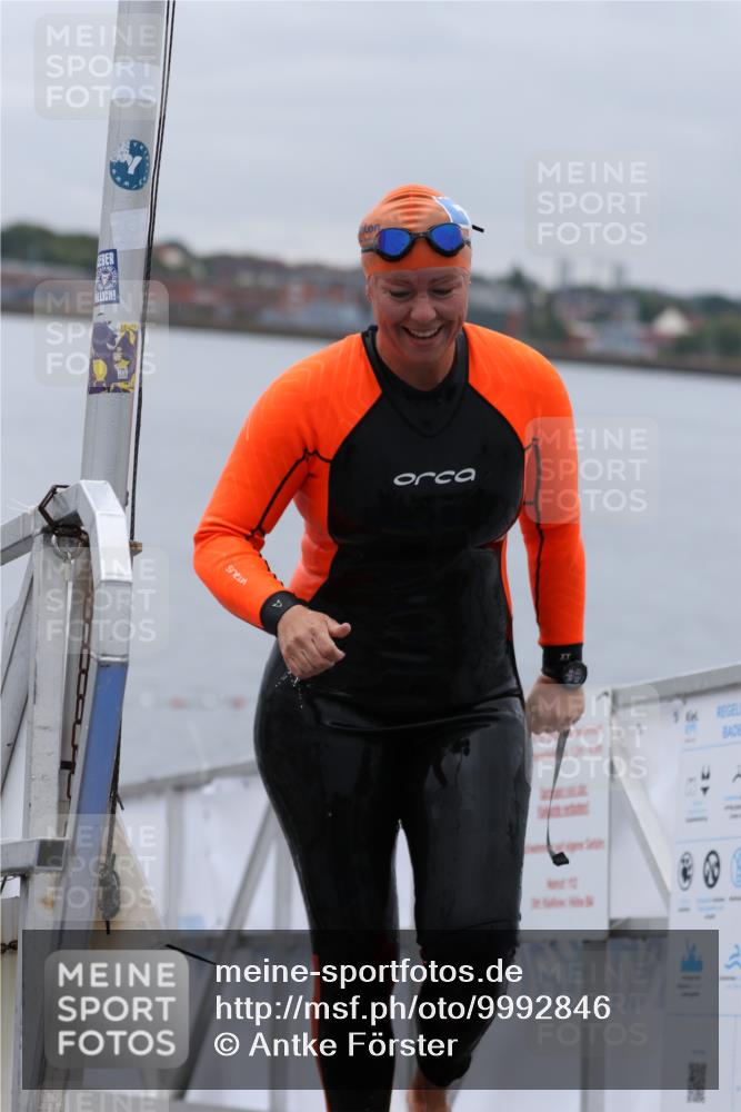 16.08.2026 - KN Förde Triathlon 2026 Antke Förster http://msf.ph/oto/9992846 16.08.2026 09:23:32 Schwimmen 223, 226, 236, 240, 134, 222, 246, 252 meine-sportfotos.de