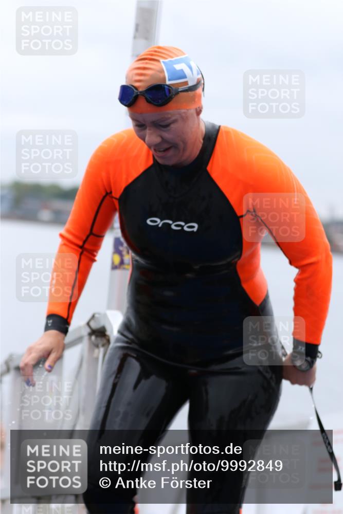 16.08.2026 - KN Förde Triathlon 2026 Antke Förster http://msf.ph/oto/9992849 16.08.2026 09:23:33 Schwimmen 223, 226, 236, 240, 134, 222, 246, 252 meine-sportfotos.de