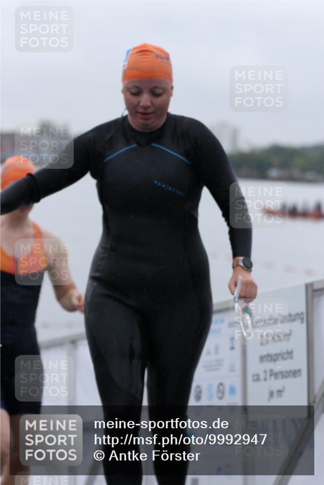 16.08.2026 - KN Förde Triathlon 2026 Antke Förster http://msf.ph/oto/9992947 16.08.2026 09:26:01 Schwimmen 261, 265, 265, 268 meine-sportfotos.de