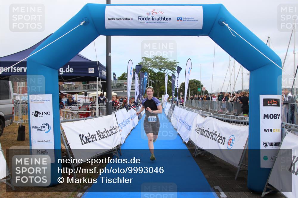 16.08.2026 - KN Förde Triathlon 2026 Markus Tischler http://msf.ph/oto/9993046 16.08.2026 10:36:12 Ziel 230, 230 meine-sportfotos.de