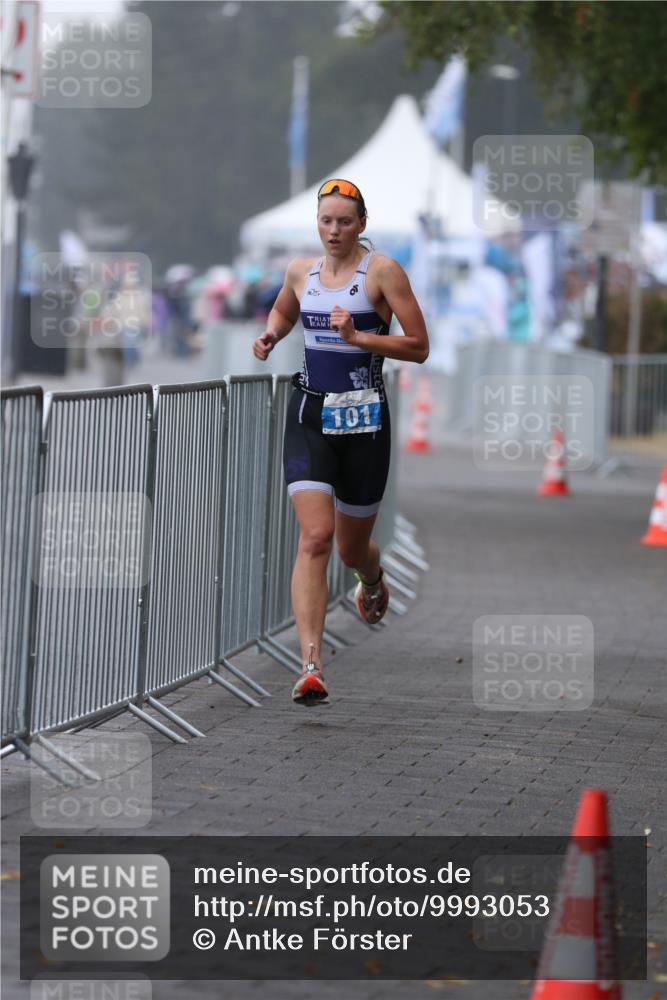 16.08.2026 - KN Förde Triathlon 2026 Antke Förster http://msf.ph/oto/9993053 16.08.2026 09:51:01 Laufen  meine-sportfotos.de