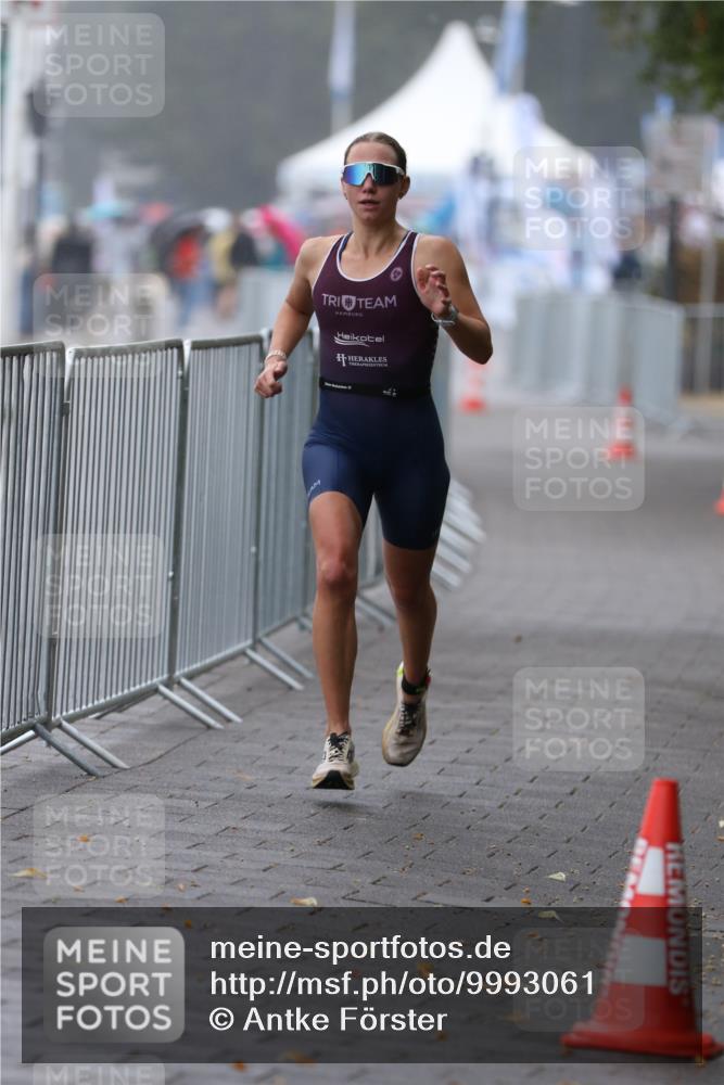 16.08.2026 - KN Förde Triathlon 2026 Antke Förster http://msf.ph/oto/9993061 16.08.2026 09:52:27 Laufen  meine-sportfotos.de