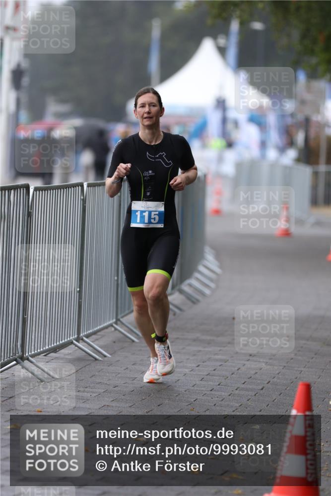 16.08.2026 - KN Förde Triathlon 2026 Antke Förster http://msf.ph/oto/9993081 16.08.2026 09:57:38 Laufen  meine-sportfotos.de