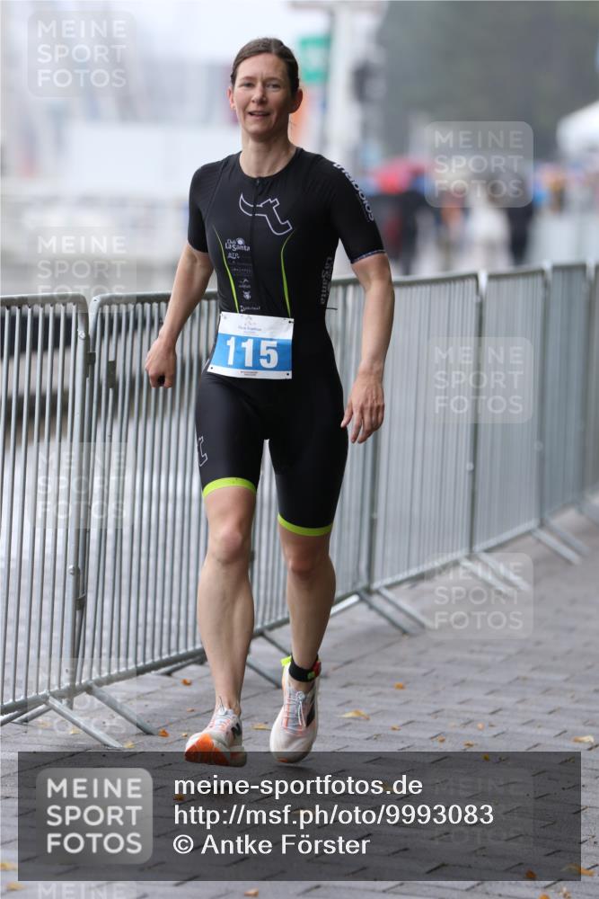 16.08.2026 - KN Förde Triathlon 2026 Antke Förster http://msf.ph/oto/9993083 16.08.2026 09:57:39 Laufen  meine-sportfotos.de
