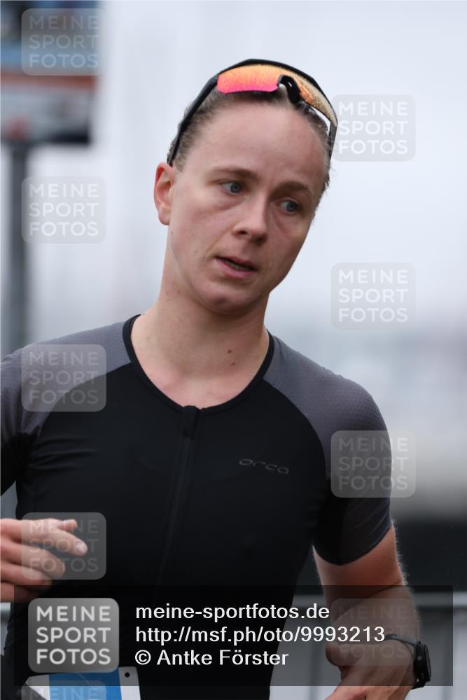 16.08.2026 - KN Förde Triathlon 2026 Antke Förster http://msf.ph/oto/9993213 16.08.2026 10:05:17 Laufen  meine-sportfotos.de