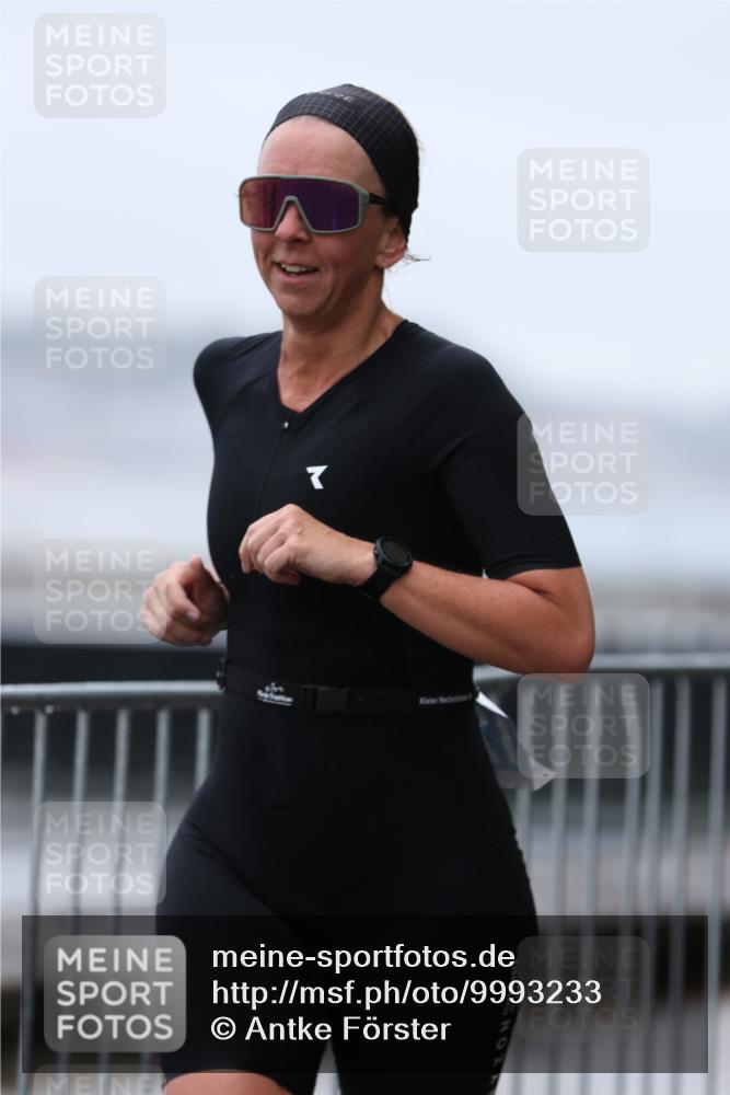 16.08.2026 - KN Förde Triathlon 2026 Antke Förster http://msf.ph/oto/9993233 16.08.2026 10:06:02 Laufen  meine-sportfotos.de