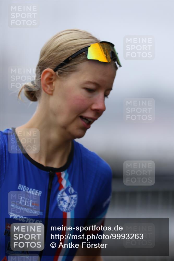 16.08.2026 - KN Förde Triathlon 2026 Antke Förster http://msf.ph/oto/9993263 16.08.2026 10:06:49 Laufen  meine-sportfotos.de