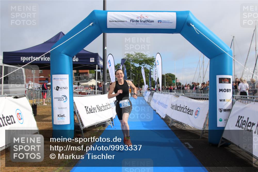 16.08.2026 - KN Förde Triathlon 2026 Markus Tischler http://msf.ph/oto/9993337 16.08.2026 10:38:42 Ziel 200, 200 meine-sportfotos.de