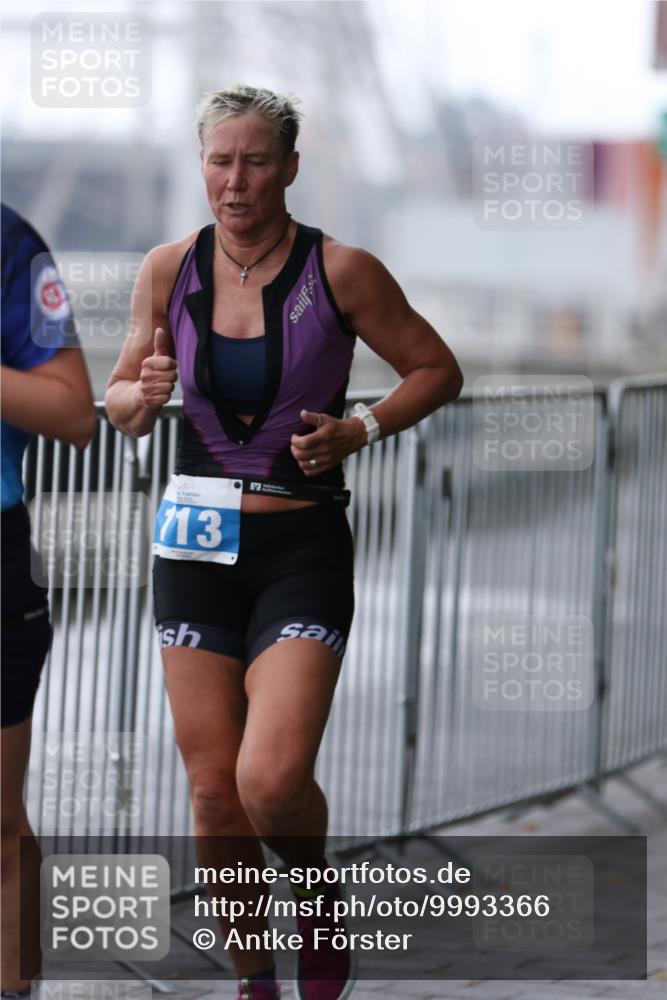 16.08.2026 - KN Förde Triathlon 2026 Antke Förster http://msf.ph/oto/9993366 16.08.2026 10:09:53 Laufen  meine-sportfotos.de