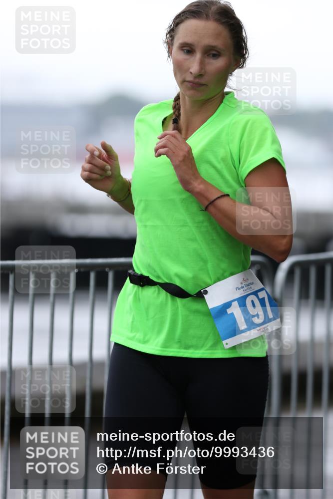 16.08.2026 - KN Förde Triathlon 2026 Antke Förster http://msf.ph/oto/9993436 16.08.2026 10:11:06 Laufen  meine-sportfotos.de