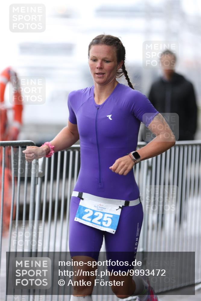 16.08.2026 - KN Förde Triathlon 2026 Antke Förster http://msf.ph/oto/9993472 16.08.2026 10:11:38 Laufen  meine-sportfotos.de