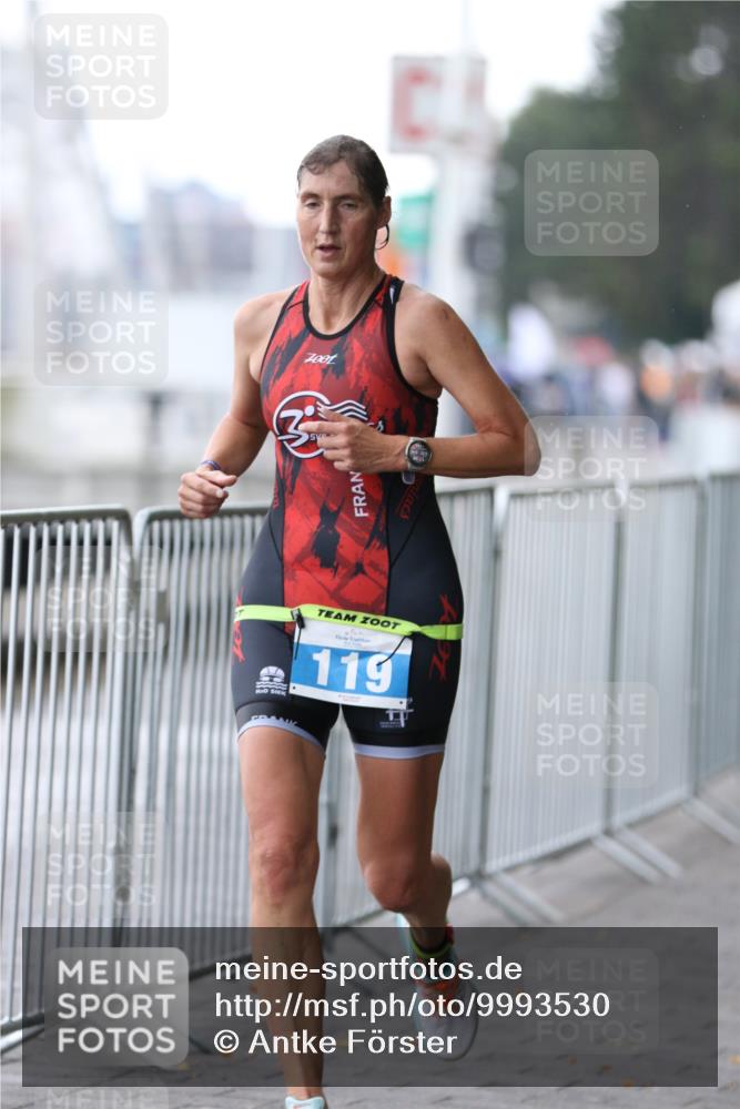 16.08.2026 - KN Förde Triathlon 2026 Antke Förster http://msf.ph/oto/9993530 16.08.2026 10:13:21 Laufen  meine-sportfotos.de