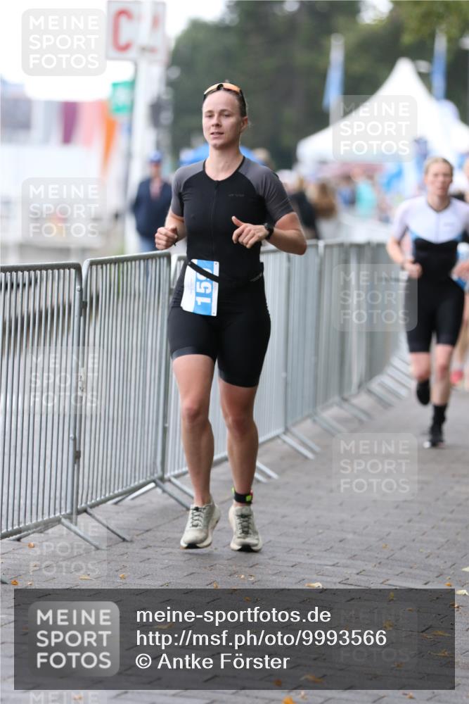 16.08.2026 - KN Förde Triathlon 2026 Antke Förster http://msf.ph/oto/9993566 16.08.2026 10:14:18 Laufen  meine-sportfotos.de