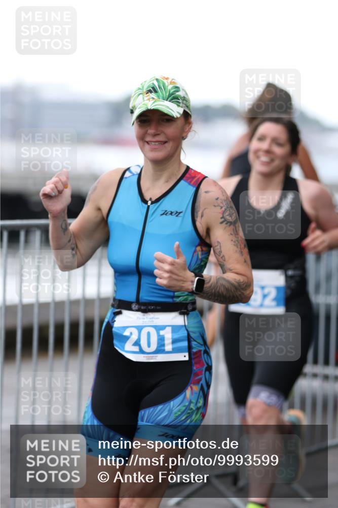 16.08.2026 - KN Förde Triathlon 2026 Antke Förster http://msf.ph/oto/9993599 16.08.2026 10:15:01 Laufen  meine-sportfotos.de