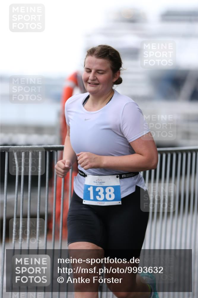 16.08.2026 - KN Förde Triathlon 2026 Antke Förster http://msf.ph/oto/9993632 16.08.2026 10:16:12 Laufen  meine-sportfotos.de