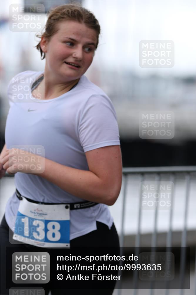 16.08.2026 - KN Förde Triathlon 2026 Antke Förster http://msf.ph/oto/9993635 16.08.2026 10:16:14 Laufen  meine-sportfotos.de