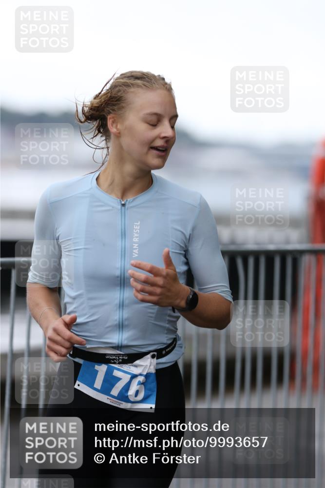 16.08.2026 - KN Förde Triathlon 2026 Antke Förster http://msf.ph/oto/9993657 16.08.2026 10:16:35 Laufen  meine-sportfotos.de