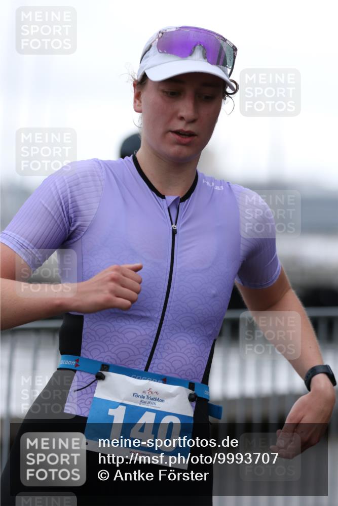 16.08.2026 - KN Förde Triathlon 2026 Antke Förster http://msf.ph/oto/9993707 16.08.2026 10:17:45 Laufen  meine-sportfotos.de