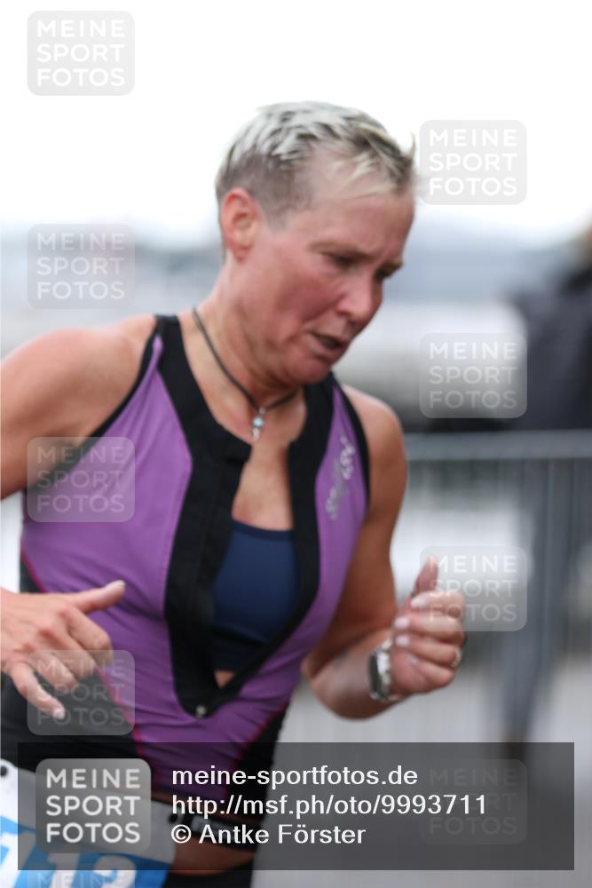 16.08.2026 - KN Förde Triathlon 2026 Antke Förster http://msf.ph/oto/9993711 16.08.2026 10:17:49 Laufen  meine-sportfotos.de