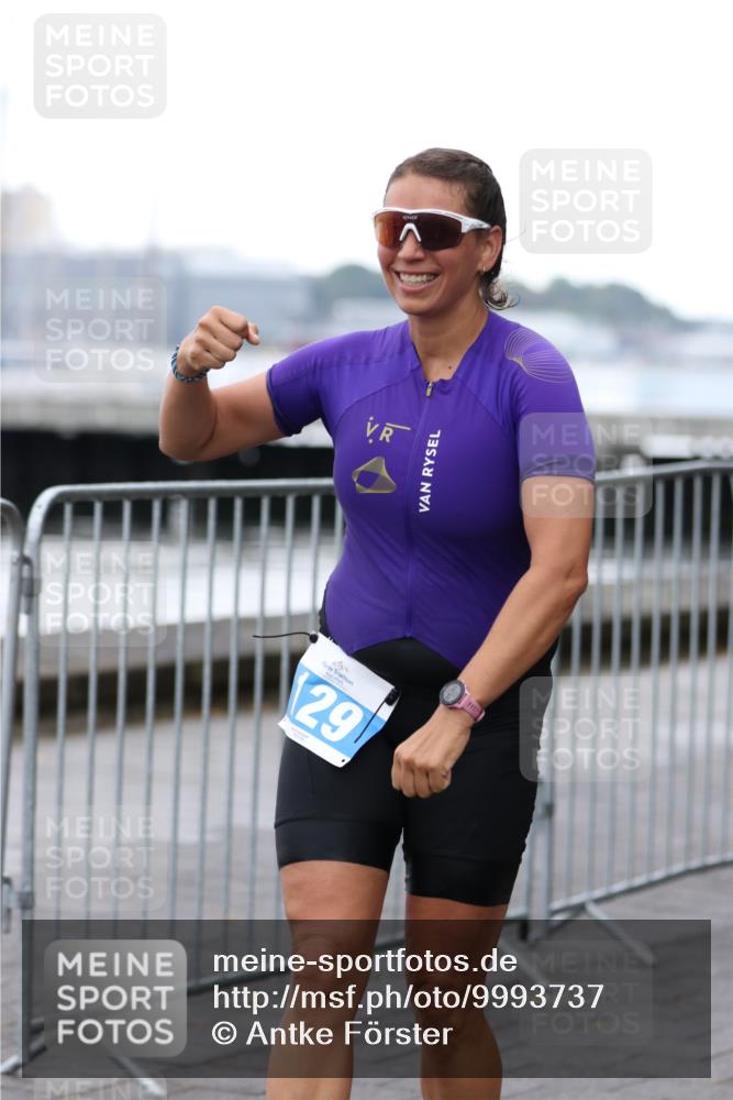 16.08.2026 - KN Förde Triathlon 2026 Antke Förster http://msf.ph/oto/9993737 16.08.2026 10:18:13 Laufen  meine-sportfotos.de
