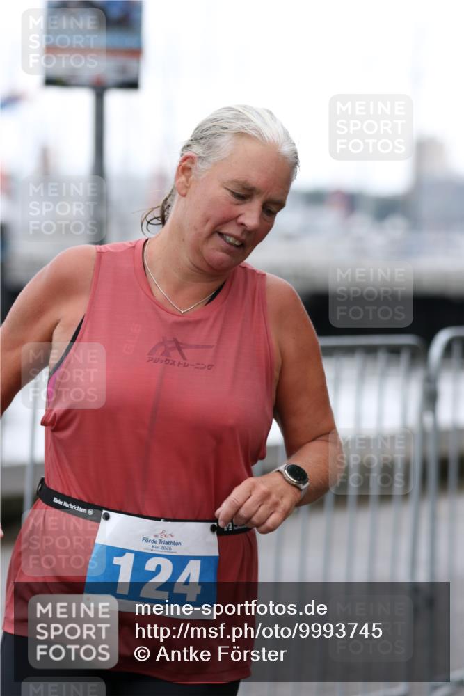 16.08.2026 - KN Förde Triathlon 2026 Antke Förster http://msf.ph/oto/9993745 16.08.2026 10:18:17 Laufen  meine-sportfotos.de