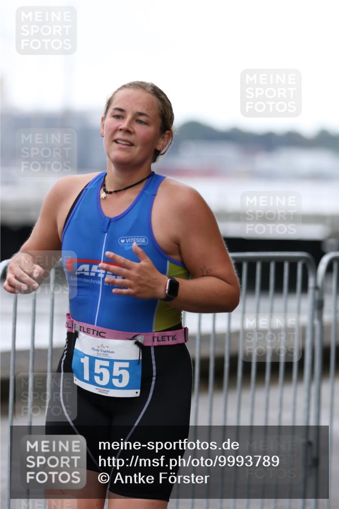 16.08.2026 - KN Förde Triathlon 2026 Antke Förster http://msf.ph/oto/9993789 16.08.2026 10:19:19 Laufen  meine-sportfotos.de