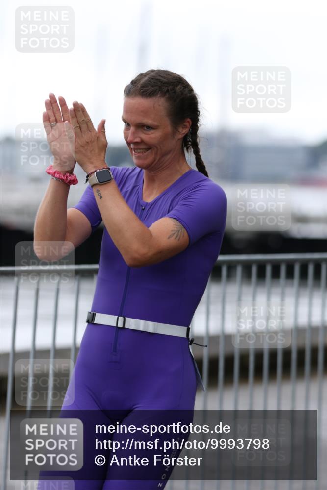 16.08.2026 - KN Förde Triathlon 2026 Antke Förster http://msf.ph/oto/9993798 16.08.2026 10:19:26 Laufen  meine-sportfotos.de