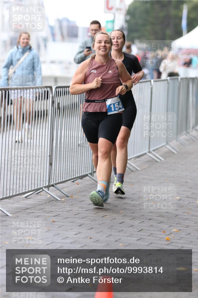 16.08.2026 - KN Förde Triathlon 2026 Antke Förster http://msf.ph/oto/9993814 16.08.2026 10:19:55 Laufen  meine-sportfotos.de