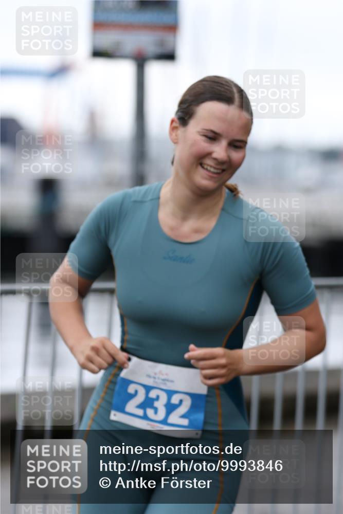 16.08.2026 - KN Förde Triathlon 2026 Antke Förster http://msf.ph/oto/9993846 16.08.2026 10:20:31 Laufen  meine-sportfotos.de