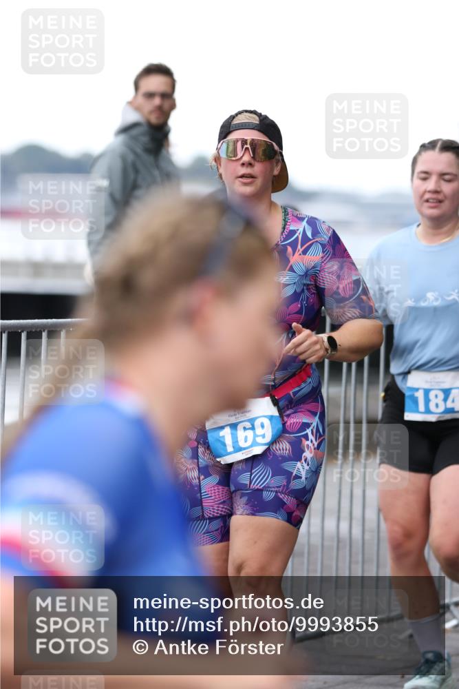 16.08.2026 - KN Förde Triathlon 2026 Antke Förster http://msf.ph/oto/9993855 16.08.2026 10:20:41 Laufen  meine-sportfotos.de