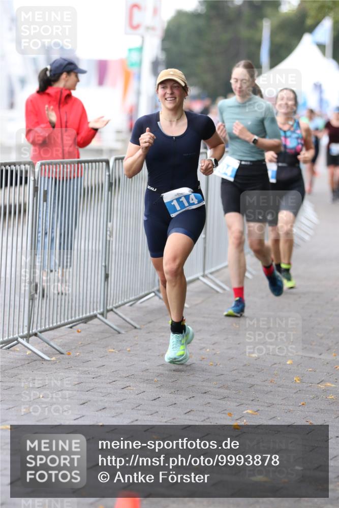 16.08.2026 - KN Förde Triathlon 2026 Antke Förster http://msf.ph/oto/9993878 16.08.2026 10:21:12 Laufen  meine-sportfotos.de