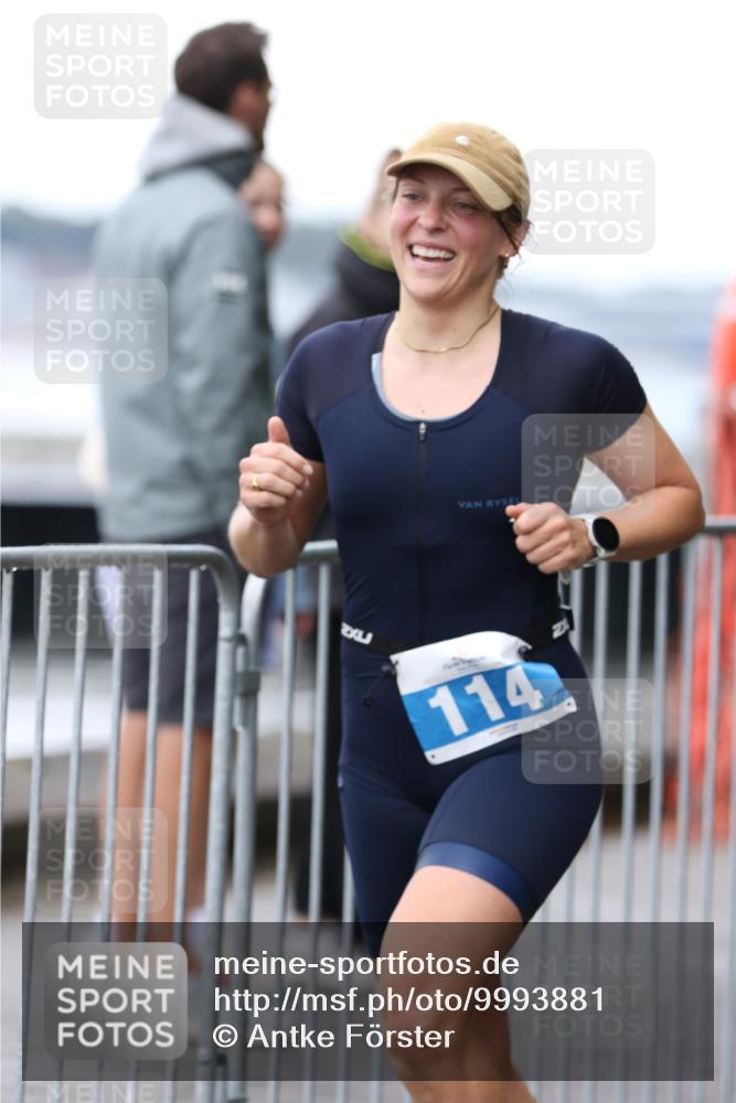 16.08.2026 - KN Förde Triathlon 2026 Antke Förster http://msf.ph/oto/9993881 16.08.2026 10:21:14 Laufen  meine-sportfotos.de